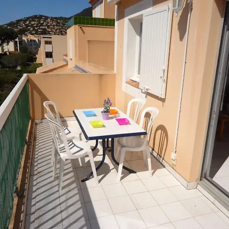 Climatise Avec Grande Terrasse Plein Sud Apartment
